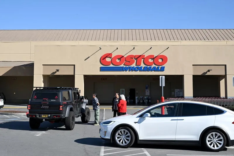 The Starbucks vibe shift, Costco's food court change, and CVS unlocks items: Retail news roundup
